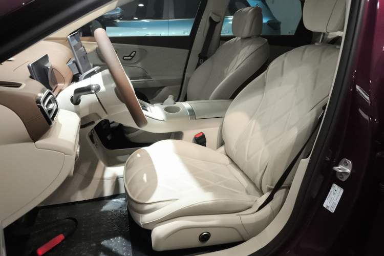 Used Chery Fulwin A9L 2025 Model, 260 Ultra-Long Range Prestige Edition
