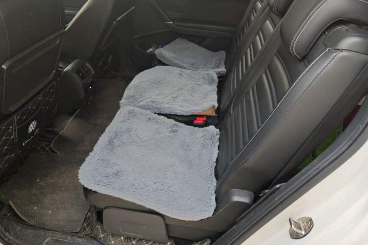 Used Volkswagen Touran 2018 Volkswagen Touran L 280TSI DSG Comfort Edition 7 Seats China VI Standard Left Rear Seat