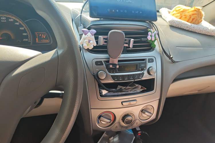 Used Chevrolet Sail 2013 Sedan 1.4L AMT Enjoy Edition
