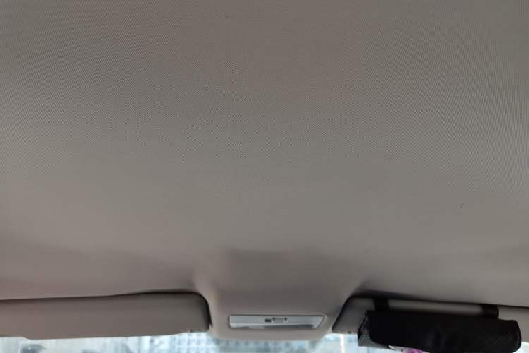 Used Volkswagen Polo 2013 1.6L Automatic Comfort Edition Headliner