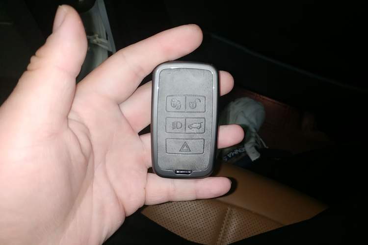 Used Land Rover Range Sport 2021 3.0 L6 YAO Black Edition Interior 1