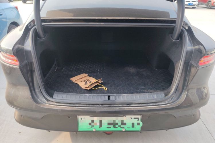 Used VOYAH PASSION 2024 PHEV Four-Wheel Drive Ultra-Long Range Flagship Model Trunk