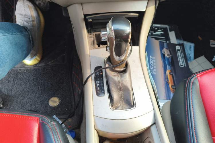 Used Dongfeng Aeolus A60 2012 1.6L Automatic Luxury Version