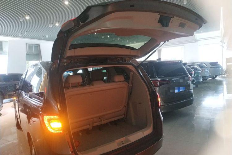 Used Buick GL8 2018 28T Comfort Model China VI Standard Trunk