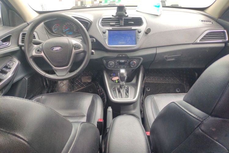 Used Ford Escort 2015 1.5L Automatic Fashion Model
