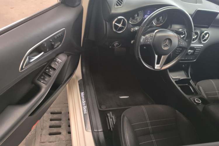 Used Mercedes-Benz A-Class 2013 A 200 Urban Edition