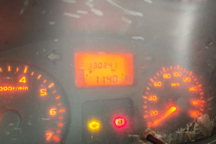 Used Wuling Rongguang 2011 1.2L Base Version
