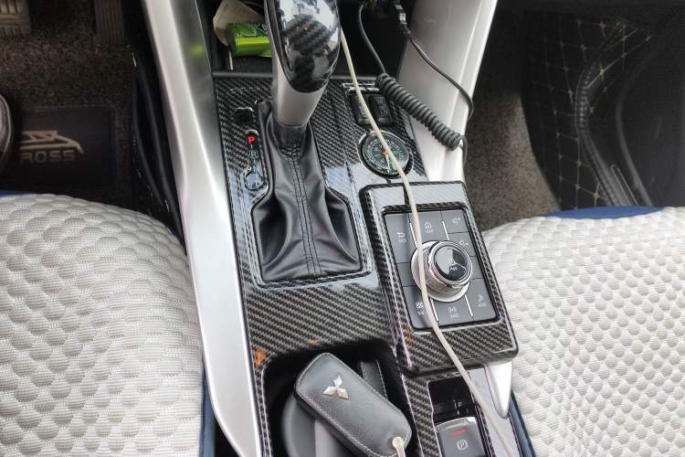 Used Mitsubishi Eclipse Cross 2018 1.5T CVT Two-Wheel Drive Dream Edition