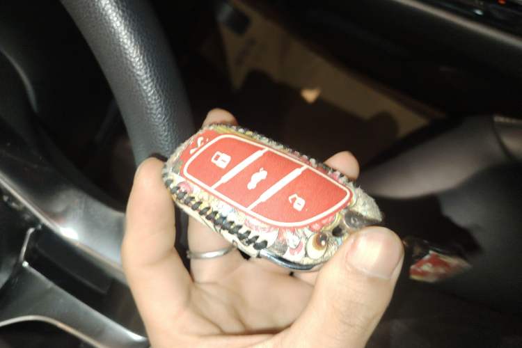 Used Roewe i5 2020 1.5L Automatic 4G Connect Luxury Flagship Edition