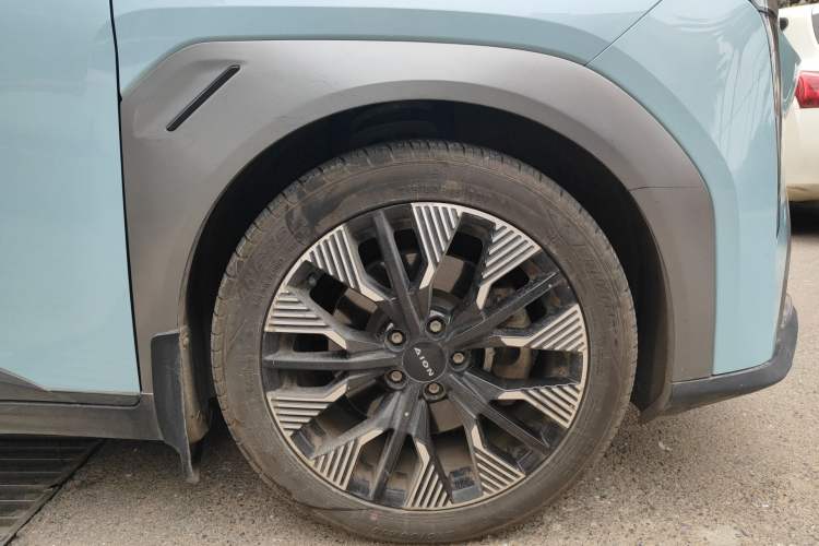 Used AION Y 2022 70 Intelligent Edition Lithium Iron Phosphate
