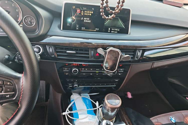 Used BMW X5 2014 xDrive35i Elegant Edition Audio And AC Panel