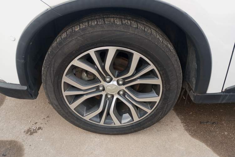 Used Mitsubishi Outlander 2018 2.0L Two-Wheel Drive Glory Edition 5 Seats