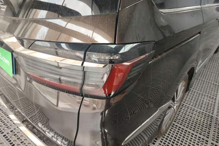 Used Honda Elysion 2022 2.0L eHEV Luxury First Edition