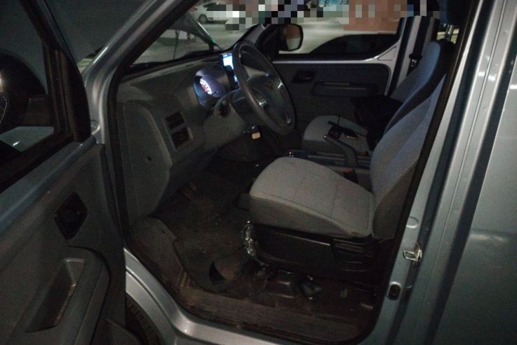 Used Wuling Yangguang 2025 Model 400km Bus Edition—Comfort Edition
