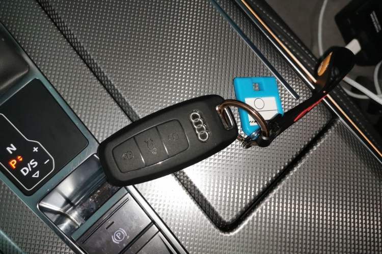 Used Audi A6L 2023 40 TFSI Luxury Dynamic Model Vehicle Key