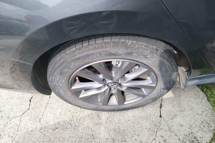 Used Mazda 3 Axela 2023 2.0L Automatic Zhiqing Edition Right Rear Wheel Hub