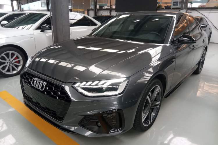 Used Audi A4L 2022 40 TFSI Luxury Dynamic Model