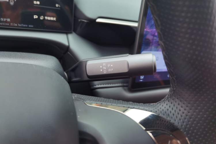 Used AION V 2024 Aion Tyrannosaurus 650 LiDAR Edition Gear Lever