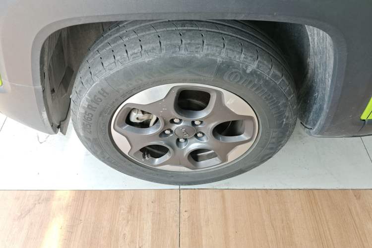 Used Jeep Renegade 2016 1.4T Automatic Kinetic Edition
