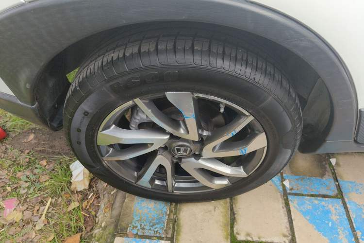 Used Luxgen U5 SUV 2017 1.6L CVT Jazz Edition
