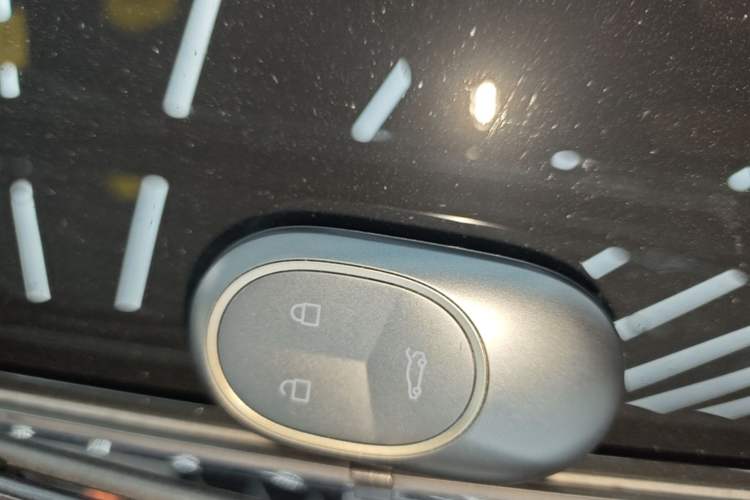 Used Nio ES6 2023 75 kWh
