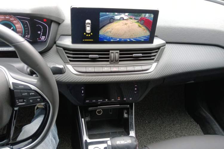 Used Dongfeng Aeolus Yixuan 2020 230T Automatic Dazzle Track Edition