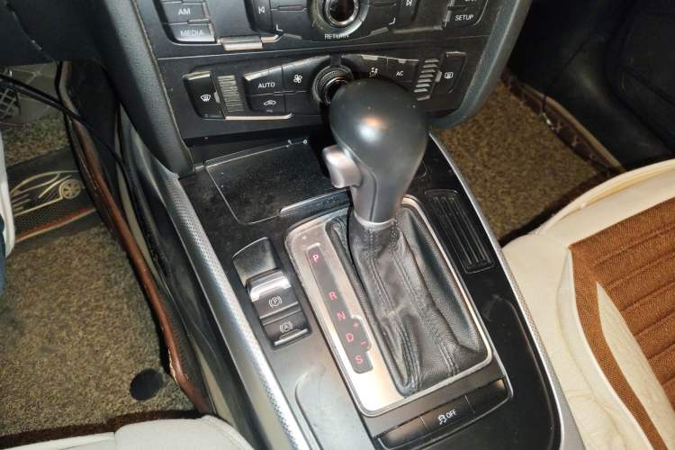 Used Audi A4L 2011 2.0 TFSI Standard Model