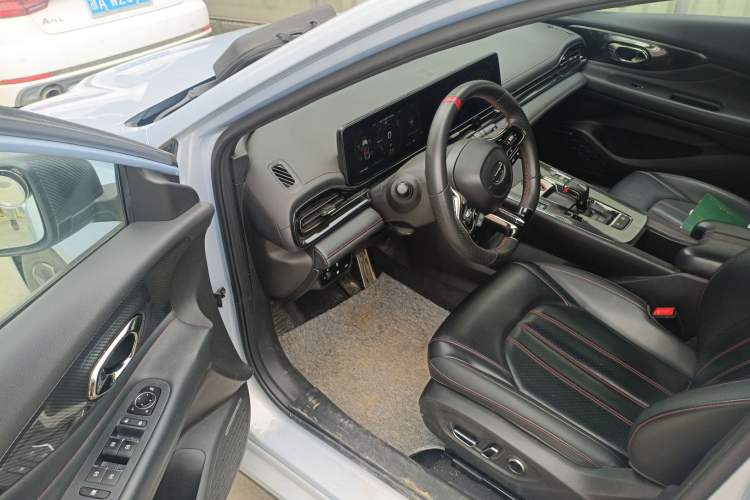 Used GAC Trumpchi EMPOW 2023 Shadow Leopard H Smart Hybrid Edition
