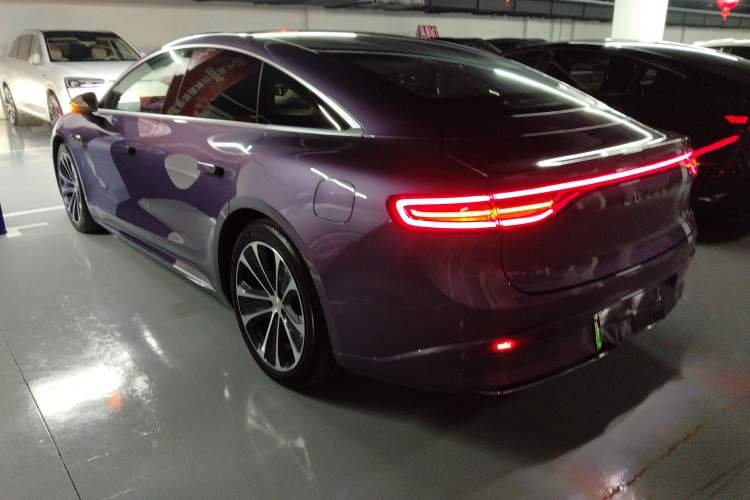 Used Hima Luxeed S7 2025 855 km Max