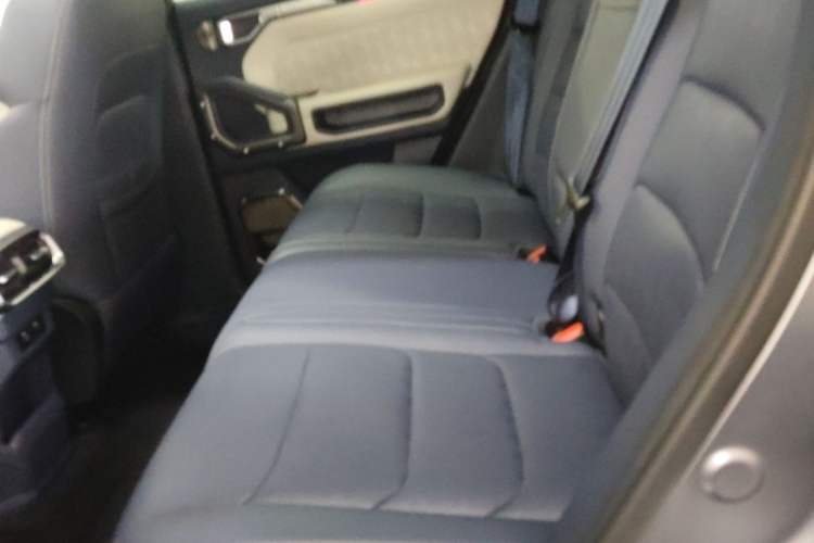 Used JETOUR Shanhai Traveler C-DM 2024 C-DM 208KM Mountain & Wilderness Edition
