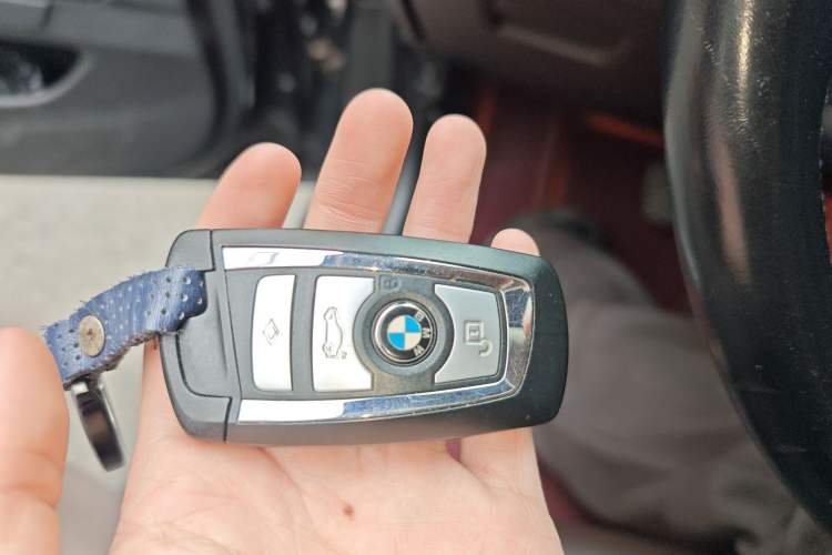 Used BMW 5 Series 2014 525Li Luxury Design Package