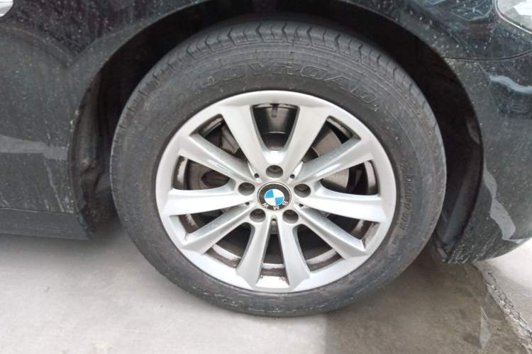 Used BMW 5 Series 2015 520i Elegant Edition