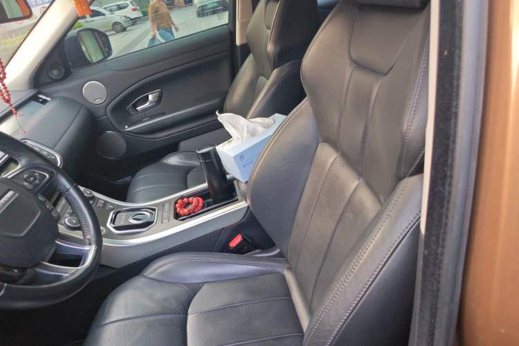 Used Land Rover Range Evoque 2016 2.0T SE Smart Glow Edition
