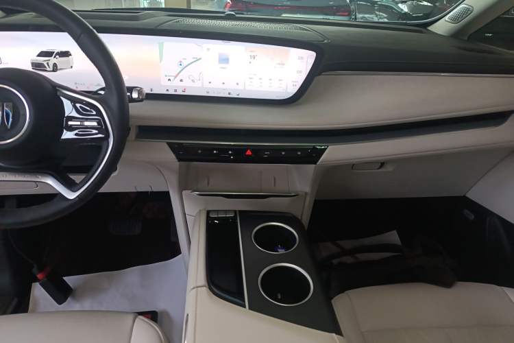 Used Buick GL8 New Energy 2024 Lu Zun Deluxe Edition 7-Seater