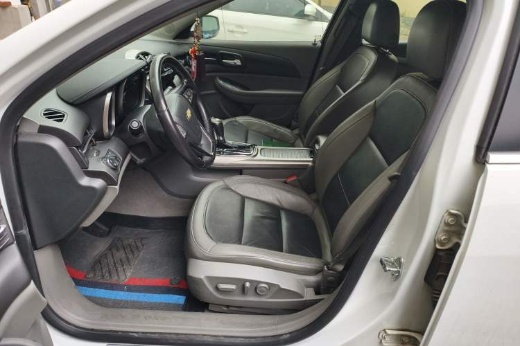 Used Chevrolet Malibu 2012 2.0L Automatic Luxury Edition Left Front Seat