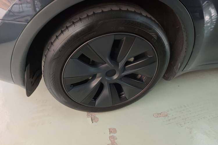 Used Tesla Model Y 2024 Rear-Wheel-Drive Version