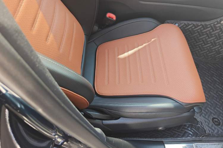 Used Mercedes-Benz C-Class 2022 Restyled C 260 L Sport Edition Right Front Seat