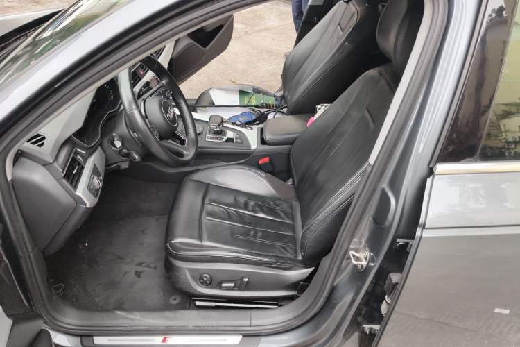 Used Audi A4L 2018 30th Anniversary Edition 40 TFSI Fashion Model Left Front Seat