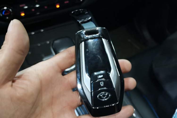 Used SAIC MAXUS D90 2017 2.0T Automatic All-Wheel Drive Sirius
