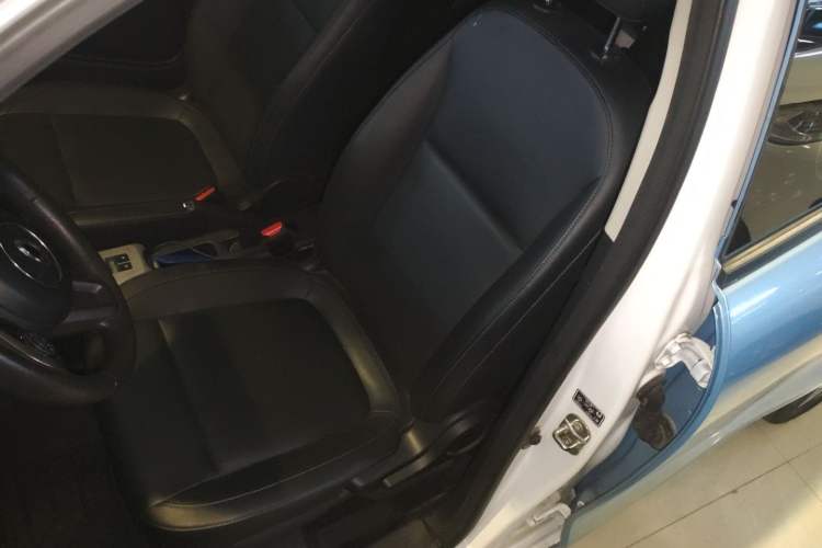 Used ORA Black Cat 2021 351 km Standard Version
