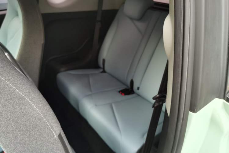 Used Chery New Energy Little Ant 2022 Revised Version Sweet Pink Edition Half-Sugar Version Lithium Iron Phosphate 30.7 kWh 30 kW 301 km