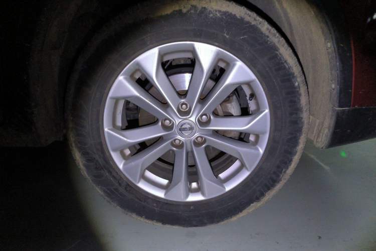 Used Nissan X-Trail 2015 2.0L CVT Comfort MAX Edition 2WD