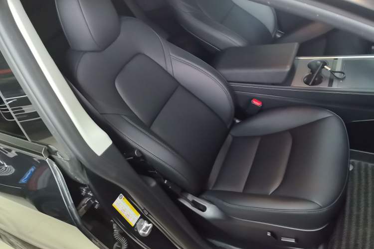 Used Tesla Model Y 2024 Rear-Wheel-Drive Version