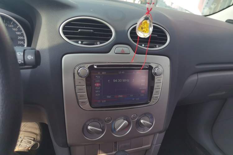 Used Ford Focus 2013 Hatchback Classic 1.8L Automatic Base Model
