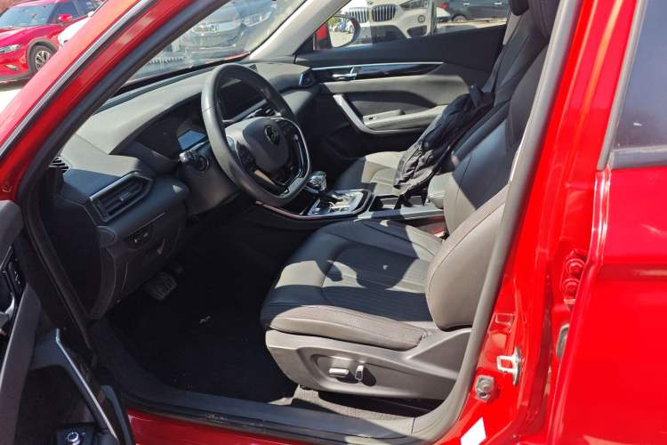 Used Dongfeng Aeolus Yixuan 2020 230T Automatic Advanced Edition
