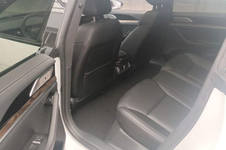 Used NETA S 2024 Range-Extended 1060 Lite Edition Left Rear Seat