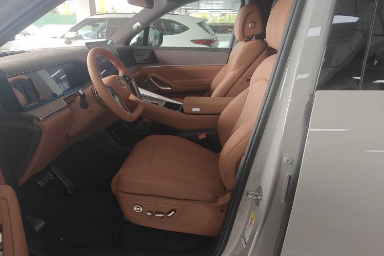 Used Denza N9 2026 Model Zunyue Model