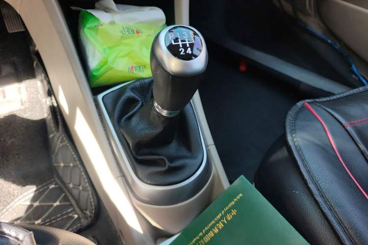 Used Hyundai Verna (older generation) 2014 1.4L Manual Smart GLS Trim
