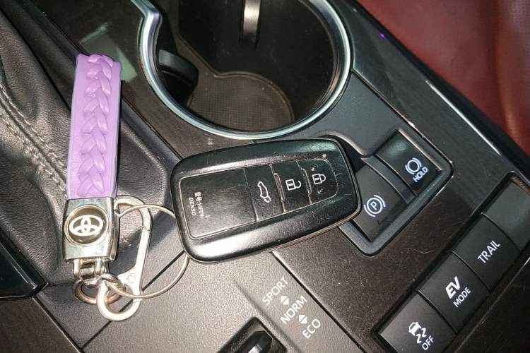 Used Toyota Crown Kluger 2021 2.5L HEV Four-Wheel Drive Flagship Edition Interior 1