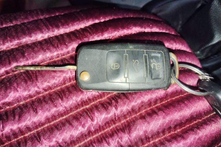 Used Dongfeng Fengon 330 2014 1.5L Manual Utility Version DK15 Interior 1